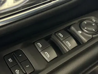 Chevrolet Suburban 2023 4x4 LT 4dr SUV