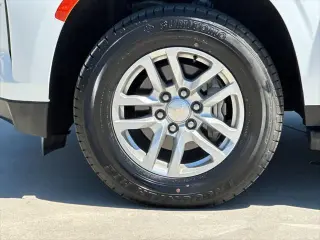 Chevrolet Suburban 2023 4x4 LT 4dr SUV