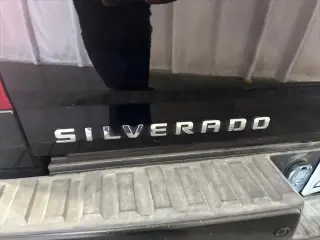 Chevrolet Silverado 1500 2017 4x4 LTZ 4dr Crew Cab 5.8 ft. SB