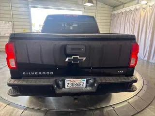 Chevrolet Silverado 1500 2017 4x4 LTZ 4dr Crew Cab 5.8 ft. SB