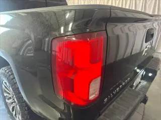 Chevrolet Silverado 1500 2017 4x4 LTZ 4dr Crew Cab 5.8 ft. SB