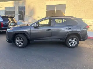 Toyota RAV4 2025 XLE 4dr SUV