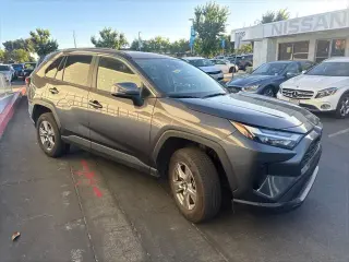 Toyota RAV4 2025 XLE 4dr SUV