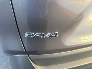 Toyota RAV4 2025 XLE 4dr SUV