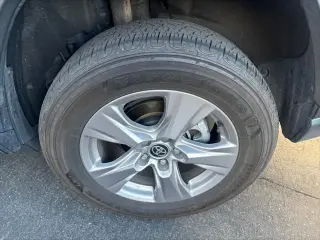 Toyota RAV4 2025 XLE 4dr SUV