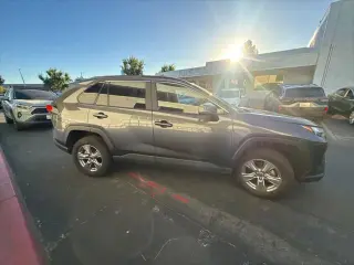 Toyota RAV4 2025 XLE 4dr SUV