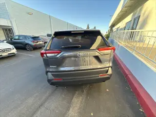 Toyota RAV4 2025 XLE 4dr SUV