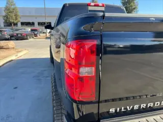 Chevrolet Silverado 2500HD 2015 4x4 LTZ 4dr Crew Cab SB