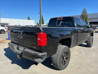 Chevrolet Silverado 2500HD 2015 4x4 LTZ 4dr Crew Cab SB