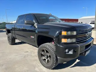 Chevrolet Silverado 2500HD 2015 4x4 LTZ 4dr Crew Cab SB