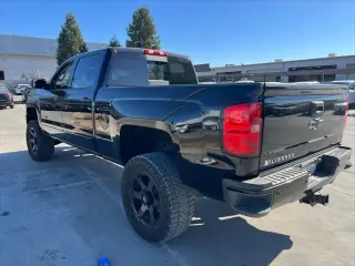 Chevrolet Silverado 2500HD 2015 4x4 LTZ 4dr Crew Cab SB