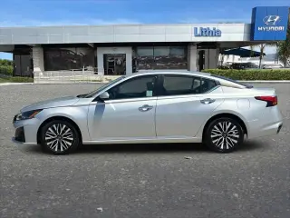 Nissan Altima 2023 2.5 SV 4dr Sedan