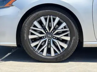 Nissan Altima 2023 2.5 SV 4dr Sedan