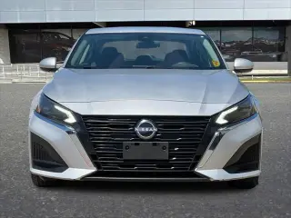 Nissan Altima 2023 2.5 SV 4dr Sedan