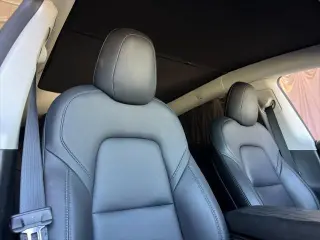 Tesla Model Y 2022 AWD Long Range 4dr Crossover