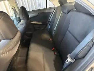 Toyota Corolla 2012 S 4dr Sedan 5M