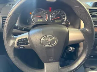 Toyota Corolla 2012 S 4dr Sedan 5M