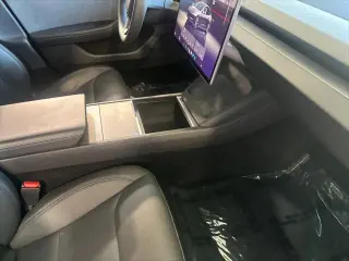 Tesla Model 3 2024 Long Range 4dr Sedan