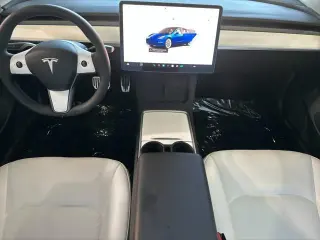 Tesla Model 3 2022 AWD Long Range 4dr Sedan