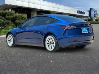 Tesla Model 3 2022 AWD Long Range 4dr Sedan