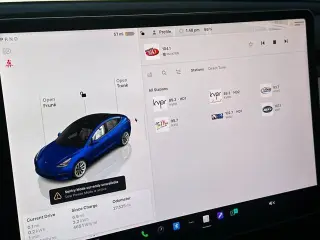 Tesla Model 3 2022 AWD Long Range 4dr Sedan