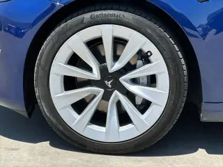 Tesla Model 3 2022 AWD Long Range 4dr Sedan