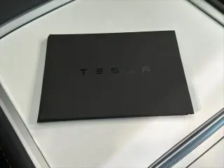 Tesla Model 3 2022 AWD Long Range 4dr Sedan