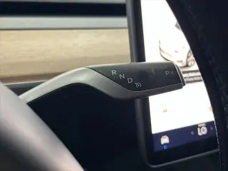 Tesla Model Y 2023 AWD Long Range 4dr Crossover