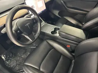 Tesla Model Y 2023 AWD Long Range 4dr Crossover