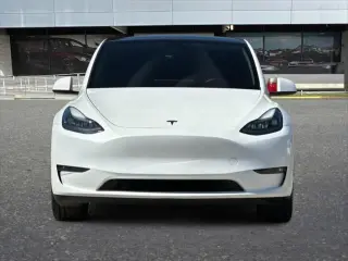 Tesla Model Y 2023 AWD Long Range 4dr Crossover