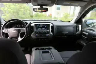 2017 Chevrolet Silverado LT 4D