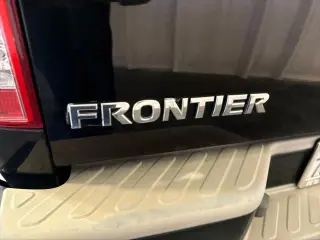 Nissan Frontier 2012 4x2 SV V6 4dr King Cab Pickup 6M