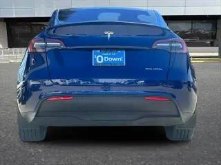 Tesla Model Y 2023 AWD Long Range 4dr Crossover