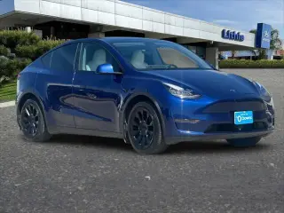 Tesla Model Y 2023 AWD Long Range 4dr Crossover