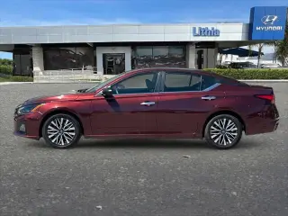 Nissan Altima 2025 2.5 SV 4dr Sedan