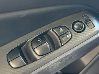 Nissan Altima 2025 2.5 SV 4dr Sedan