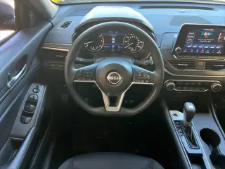 Nissan Altima 2025 2.5 SV 4dr Sedan