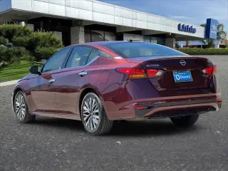 Nissan Altima 2025 2.5 SV 4dr Sedan