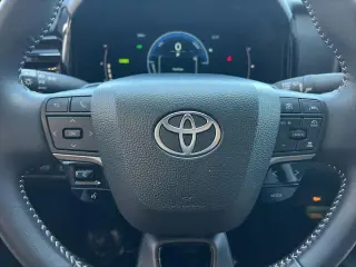 Toyota Camry 2025 SE 4dr Sedan