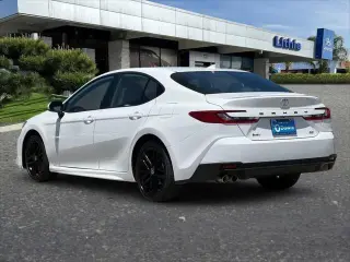 Toyota Camry 2025 SE 4dr Sedan