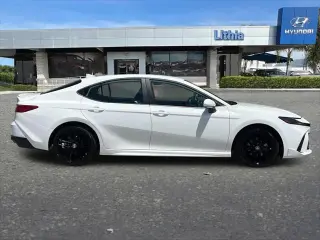 Toyota Camry 2025 SE 4dr Sedan