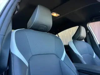 Toyota Camry 2025 SE 4dr Sedan