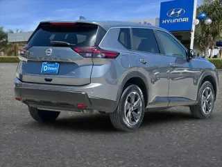 Nissan Rogue 2024 SV 4dr Crossover