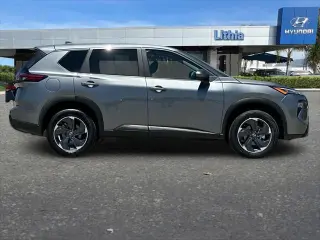 Nissan Rogue 2024 SV 4dr Crossover