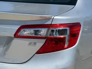 Toyota Camry 2013 SE 4dr Sedan