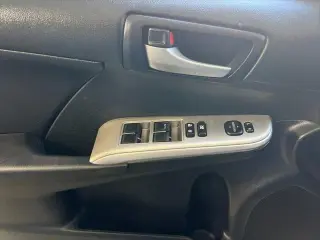 Toyota Camry 2013 SE 4dr Sedan