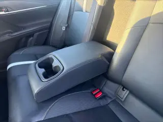 Toyota Camry 2025 SE 4dr Sedan