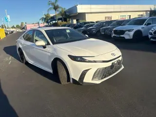 Toyota Camry 2025 SE 4dr Sedan