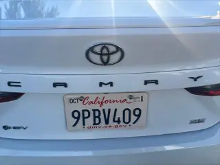 Toyota Camry 2025 SE 4dr Sedan