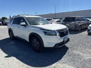 Nissan Pathfinder 2022 SL 4dr SUV